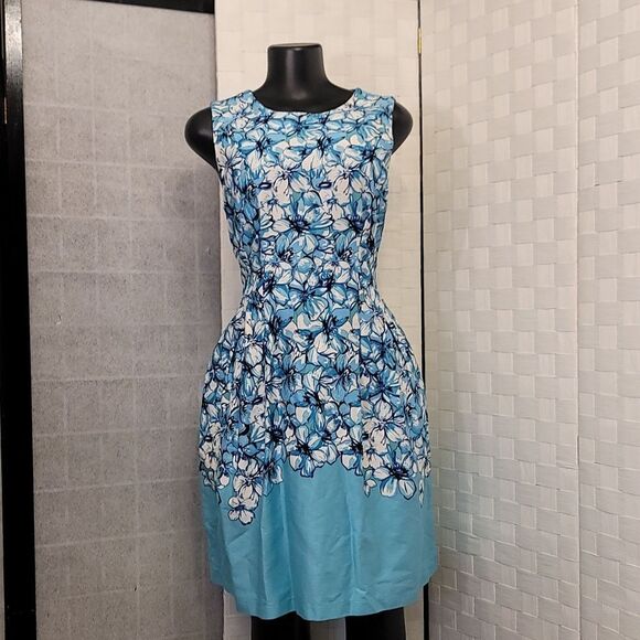 SANDRA DARREN FIT AND FLARE FLORAL SLEEVELESS WOMEN'S DRESS - Picture 3 of 16